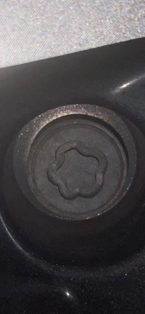 Nissan Qashqai wheel locking nut key replacement