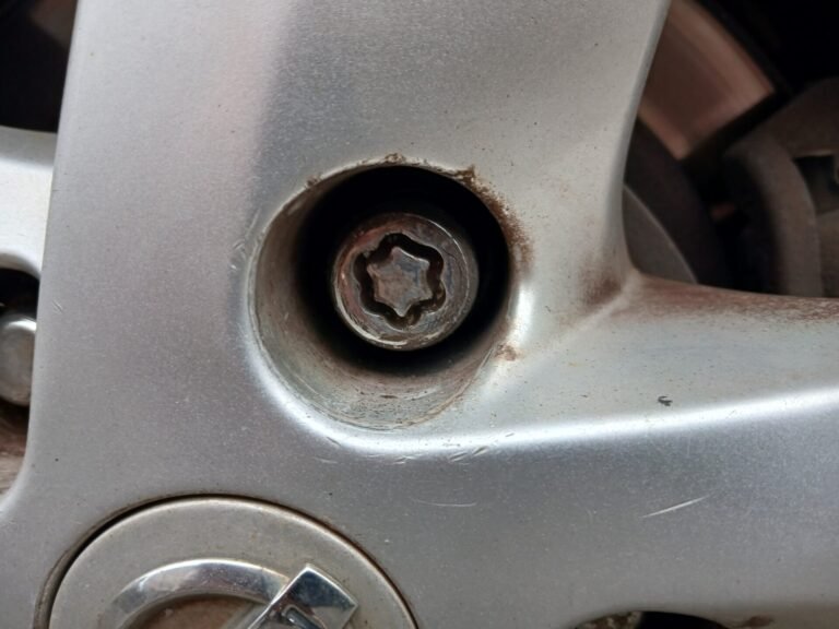 Nissan Quashqai +2 j10 wheel locking nut key replacement