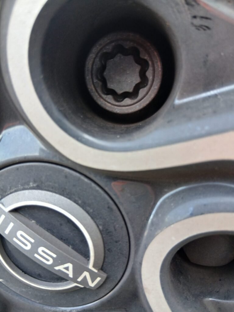 Nissan Quashqi wheel locking nut key replacement