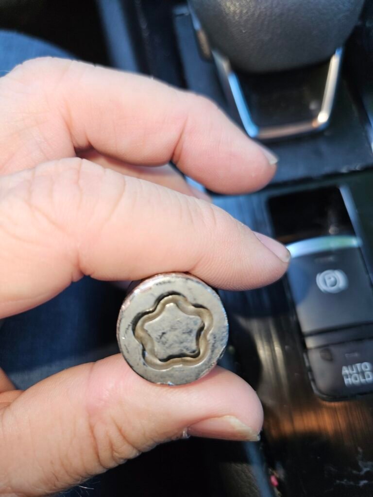 NISSAN ROGUE S wheel locking nut key replacement