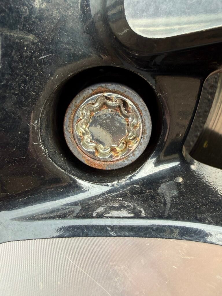 nissan xtrail 2015 wheel locking nut key replacement