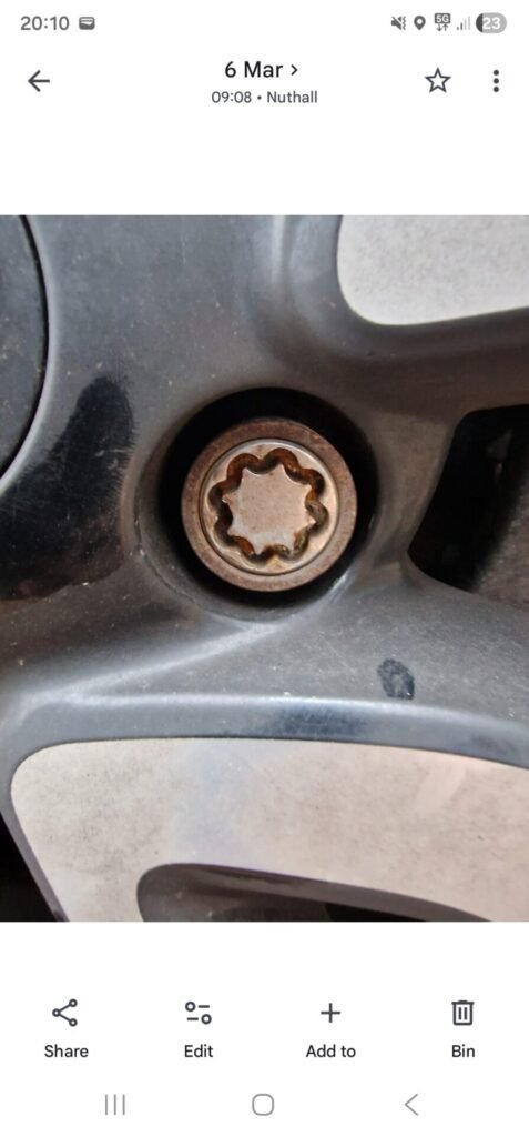 Nissan Xtrail wheel locking nut key replacement