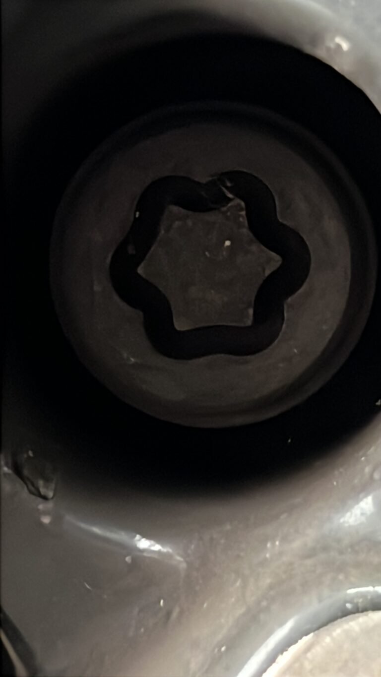 Nissan Qashqai wheel nut key replacement