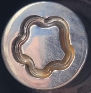 Nissian Rouge wheel locking key