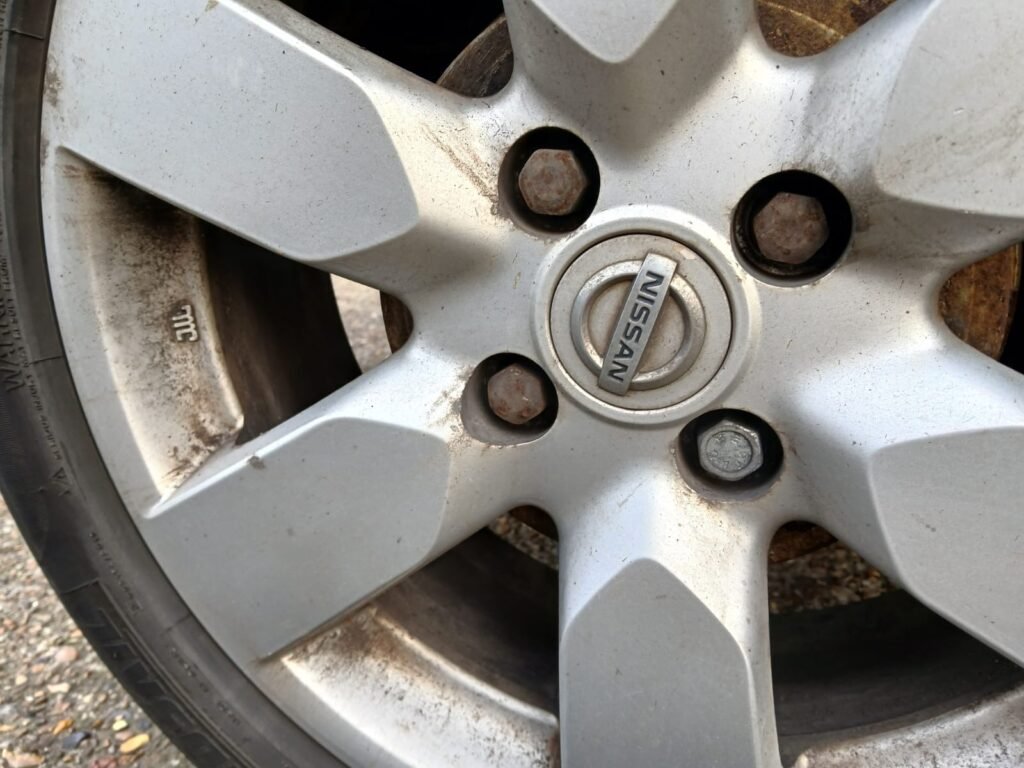 Note 2006 wheel locking nut key replacement