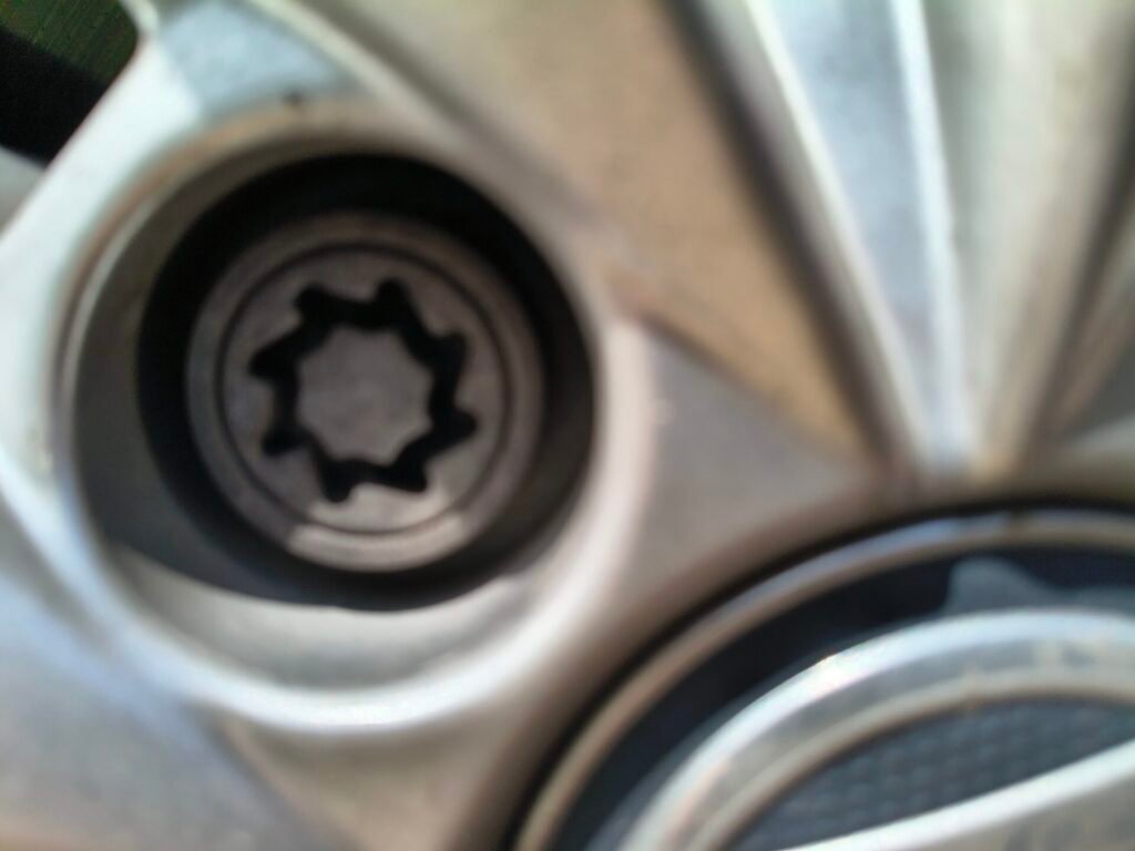 Passat Vw wheel locking nut key replacement