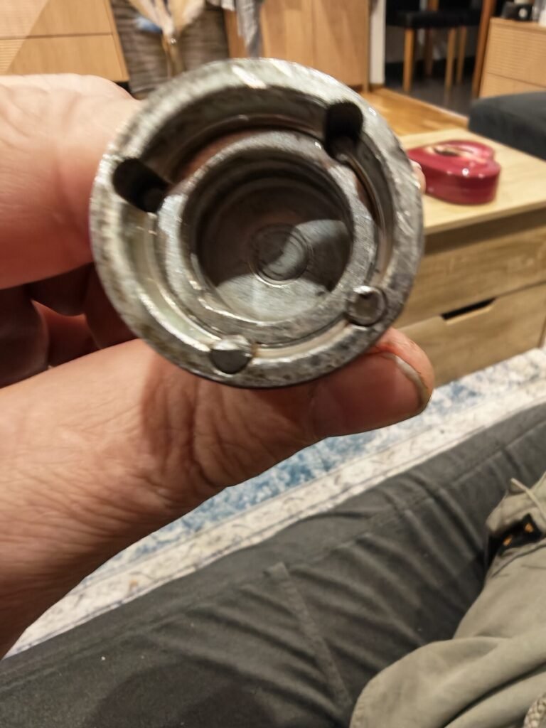 Peugeot 207 wheel locking nut key replacement
