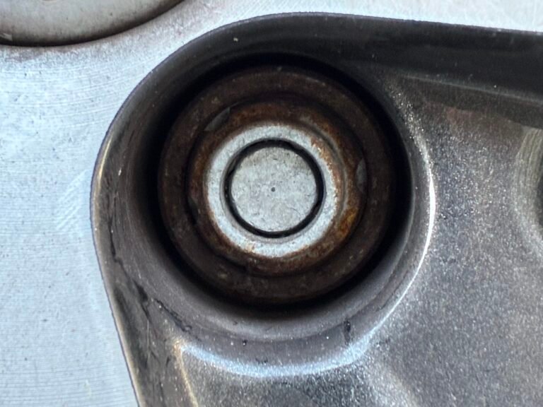 Peugeot 3008 wheel locking nut key replacement