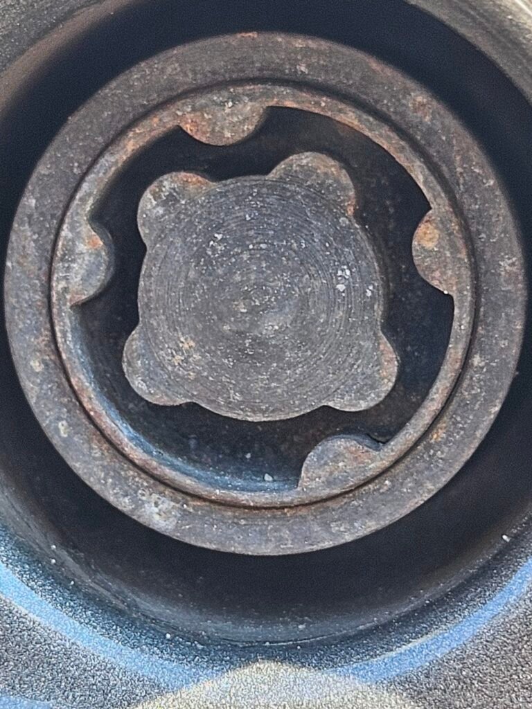 Porsche 2018 Boxster wheel locking nut key replacement
