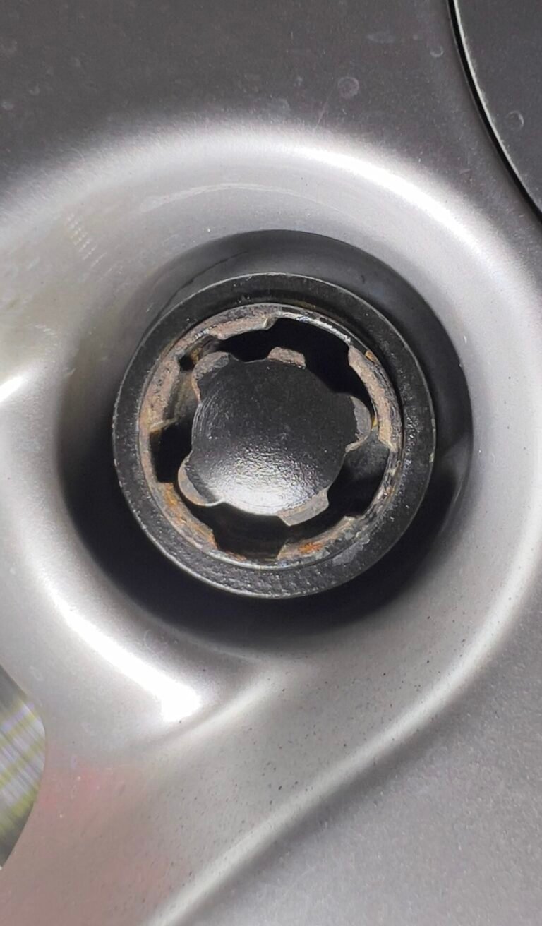 Porsche Boxster S wheel locking nut key replacement