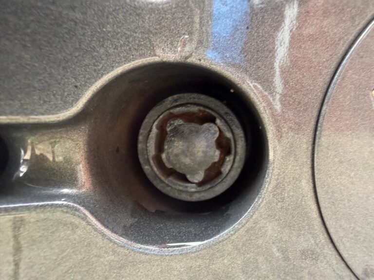 Porsche Cayenne wheel locking nut key replacement