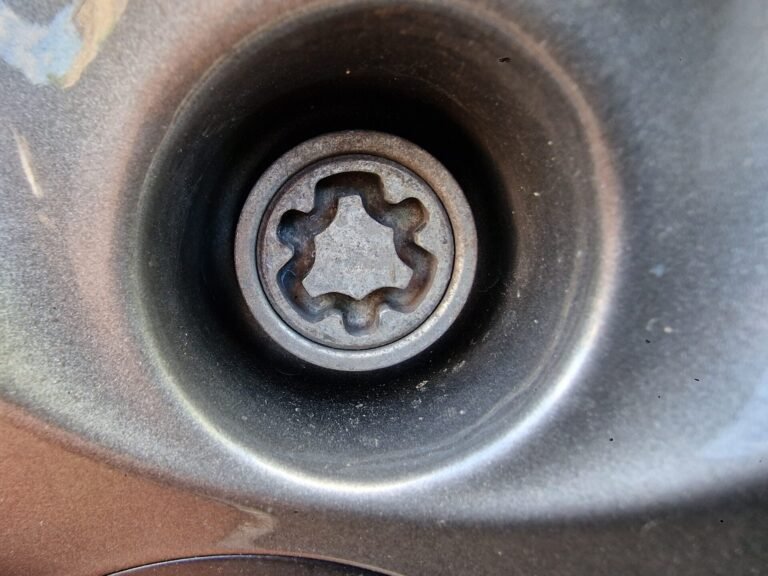 Porsche Cayman S 2006 wheel locking nut key replacement