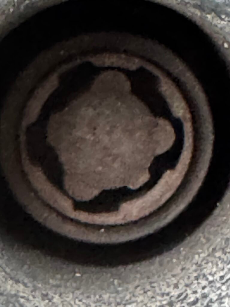Porsche Cayenne locking lug nut