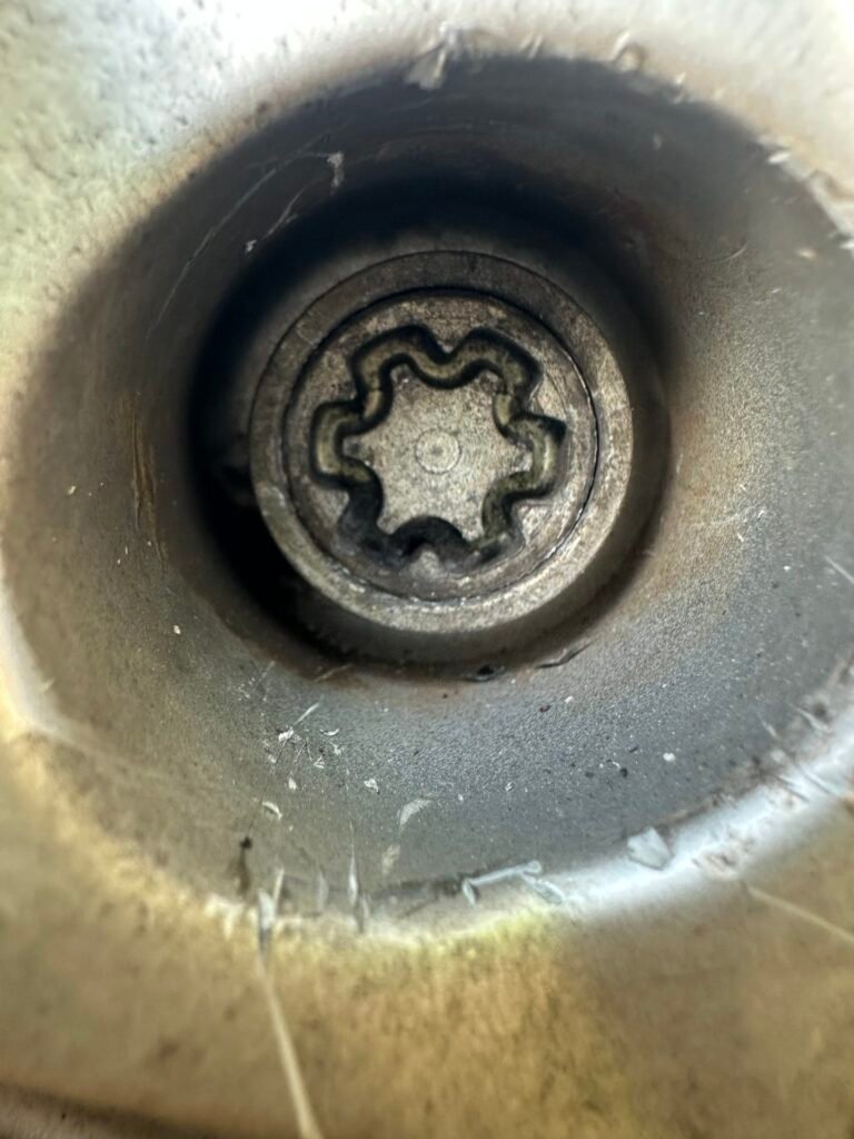 Q2 sline Audi wheel locking nut key replacement