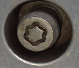 Ram 1500 wheel locking nut key replacement