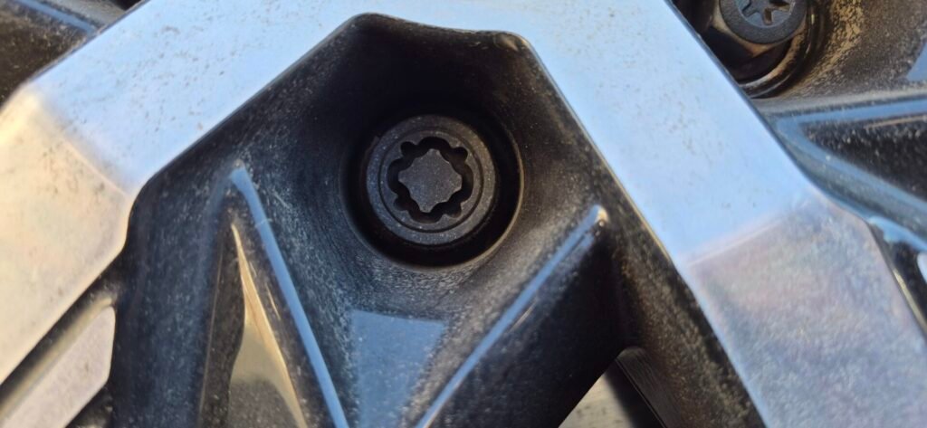 Renault Megan E tech wheel locking nut key replacement