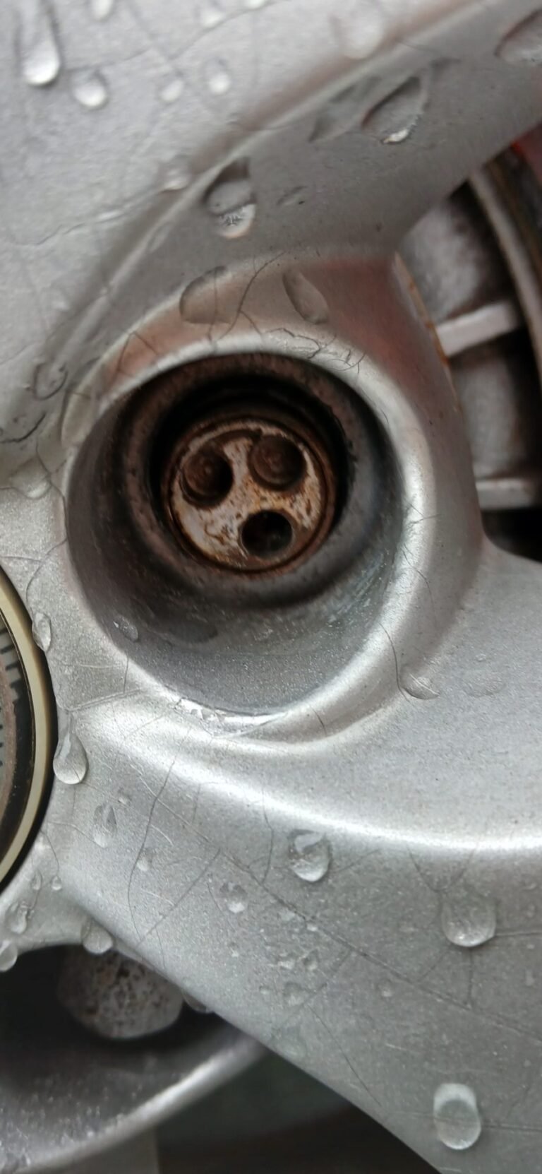 Saab 9-5 wheel locking nut key replacement