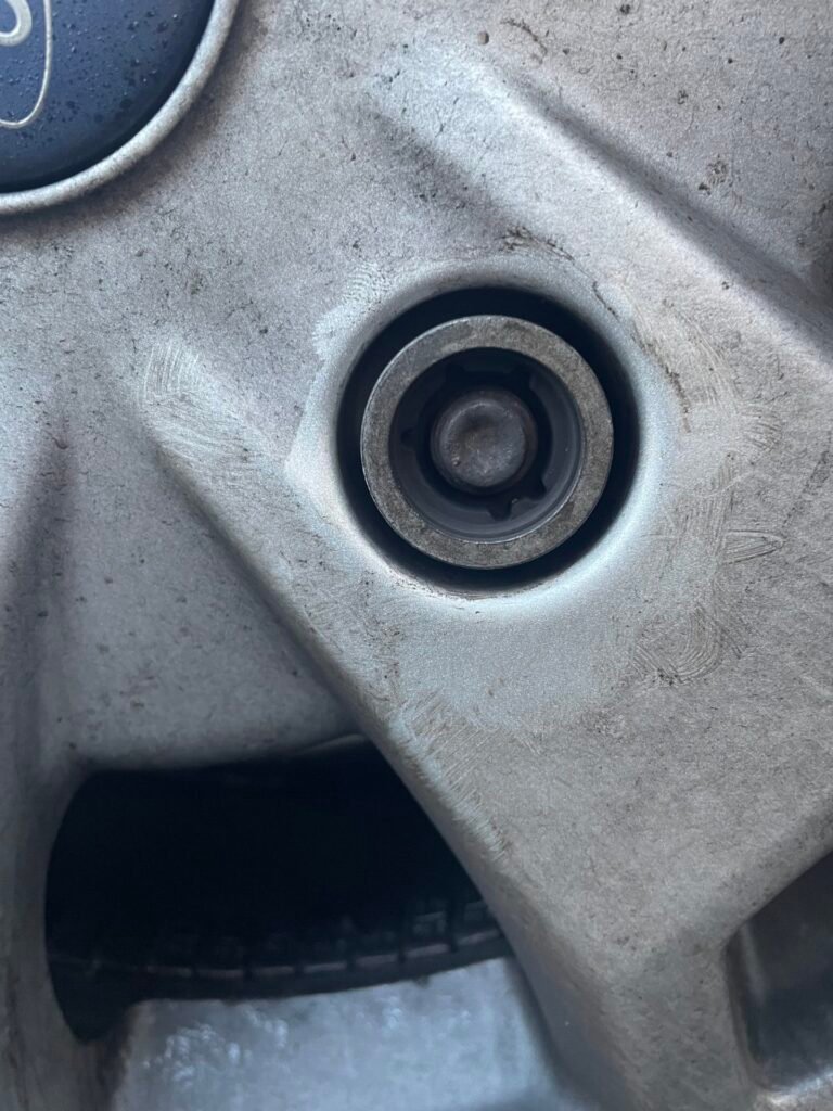 Ford transit Custom wheel locking nut key replacement