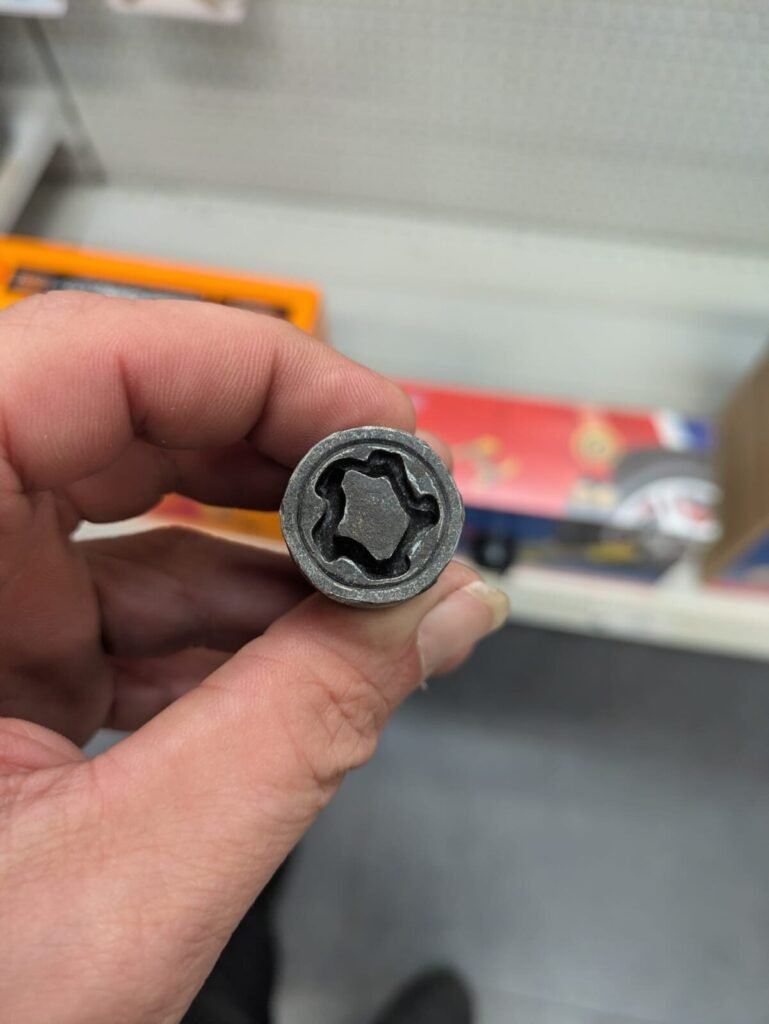 Seat Ateca wheel locking nut key replacement