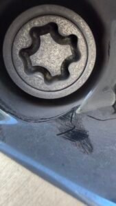 SEAT Ibiza FR wheel locking nut key replacement