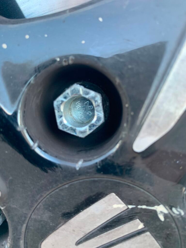 Seat Ibiza wheel locking nut key replacement