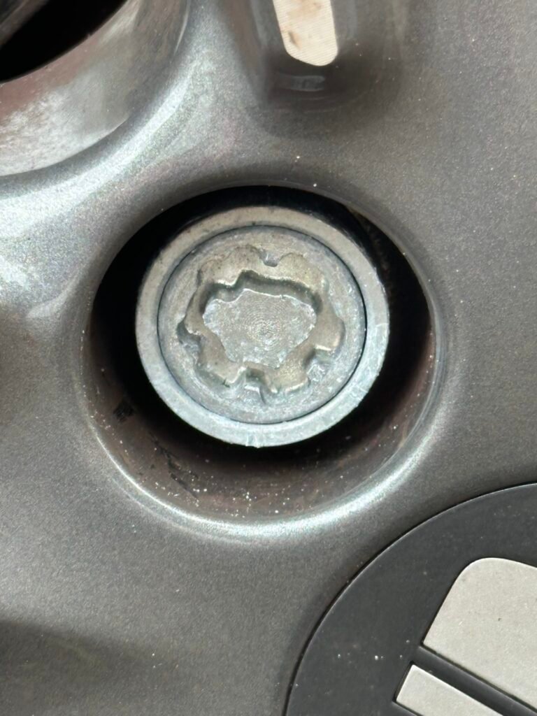 Seat Ibiza wheel locking nut key replacement