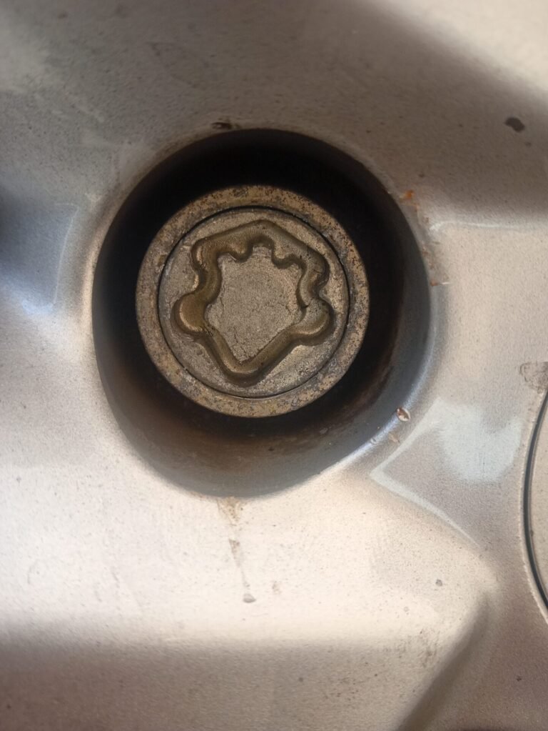 Seat Tarraco wheel locking nut key replacement