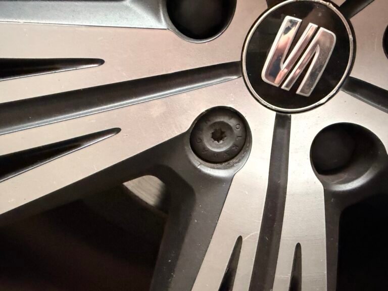 Seat Tarraco wheel locking nut key replacement