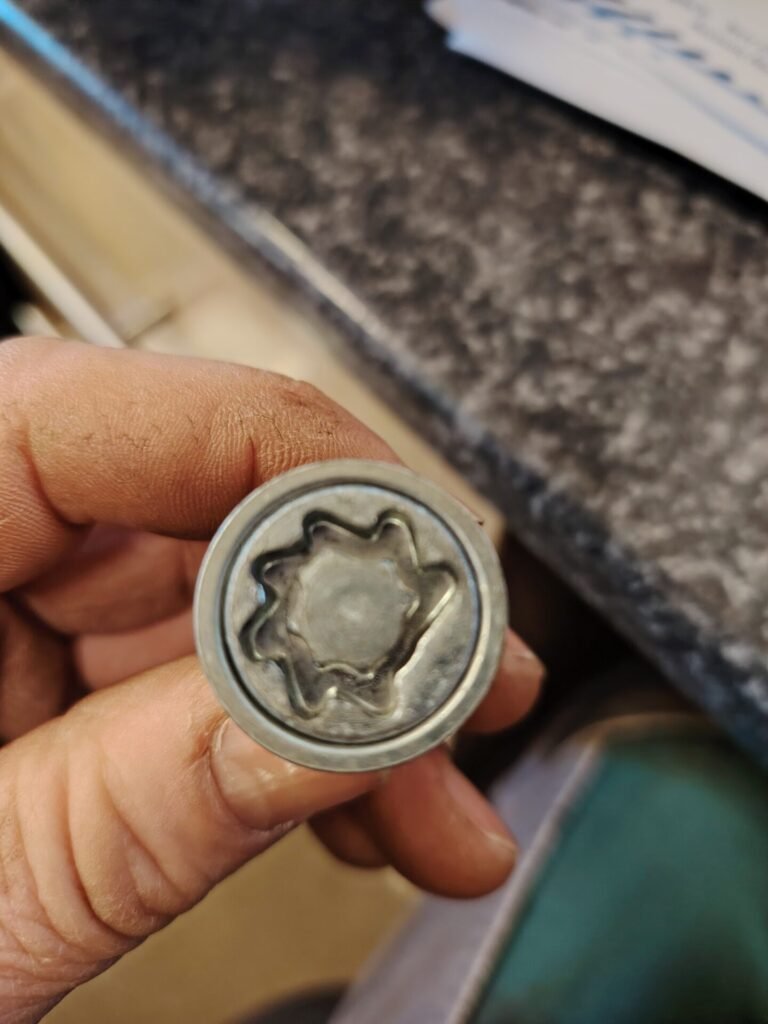 Seat Leon locking wheel nut