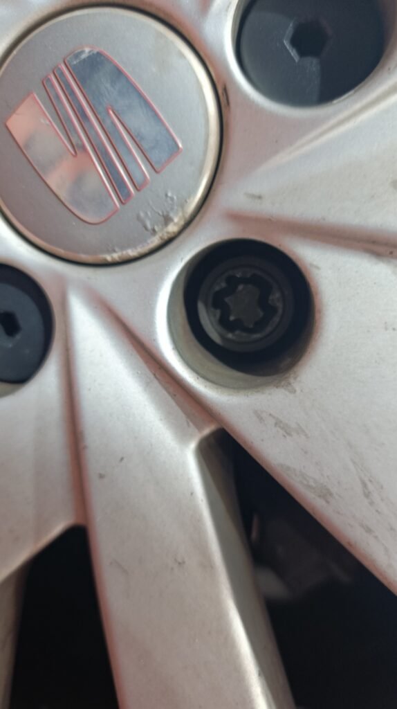 Seat Toledo wheel nut key replacement