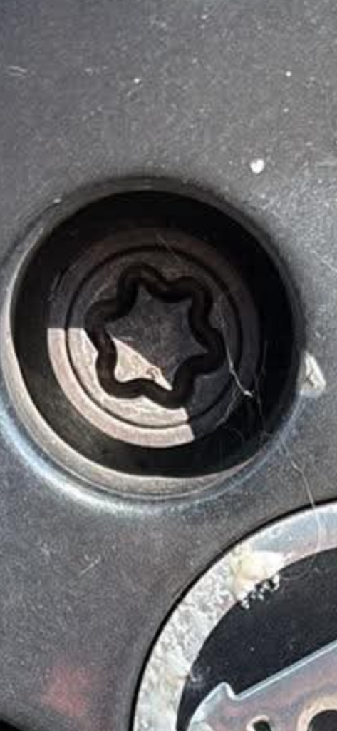 Skoda Fabia wheel locking nut key replacement