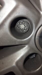 Skoda Kamiq wheel locking nut key replacement