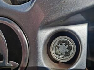 skoda octavia wheel locking nut key replacement