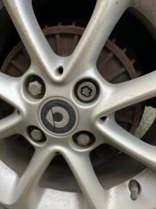 Smart Forfour wheel locking key