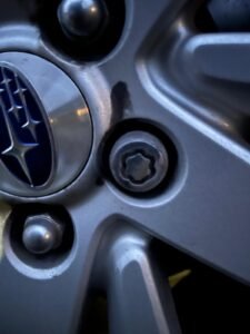 SUBARU IMPREZZA 1,6 I RC 5d wheel locking nut