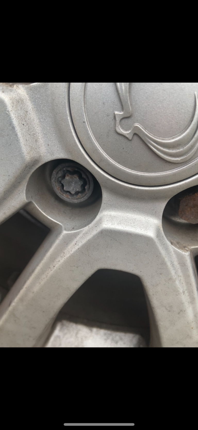 Tivoli Ex wheel locking nut key replacement