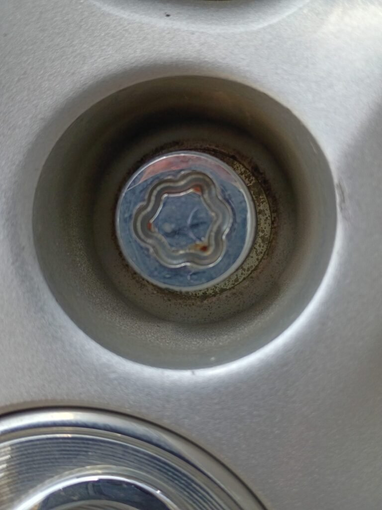 Toyota Camry wheel locking nut key replacement