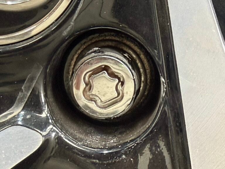 Toyota Chr wheel locking nut key replacement
