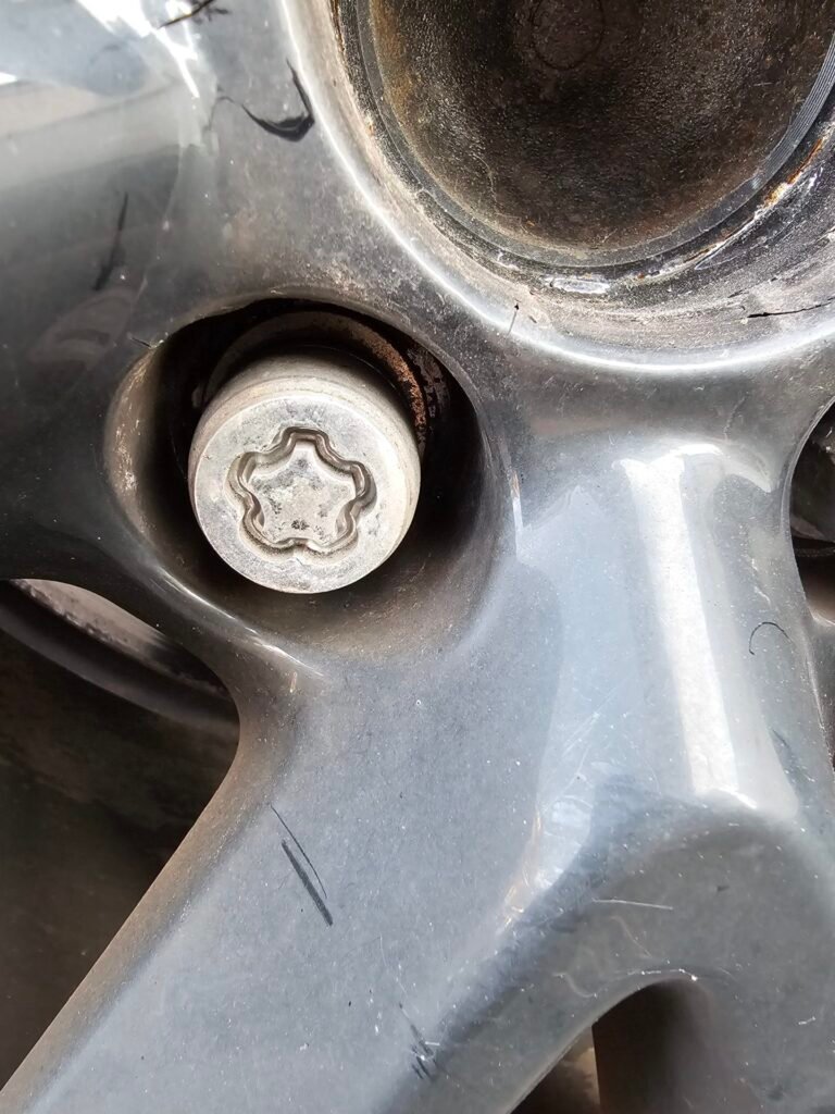 Toyota Corolla hybrid GR sport 2022 wheel locking nut key replacement