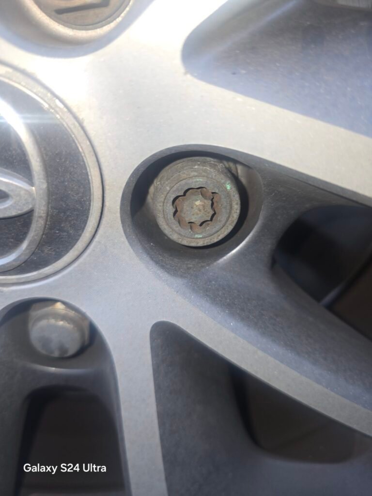 Toyota Rav 4 wheel locking nut key replacement
