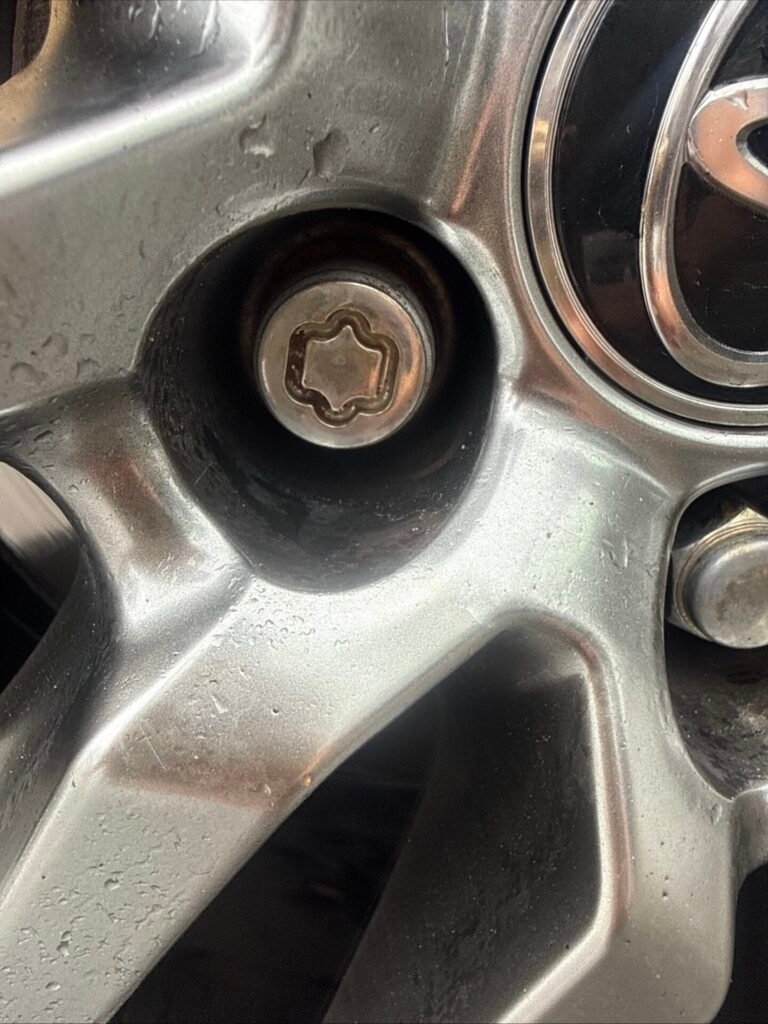 Toyota Rav4 2020 wheel locking nut key replacement