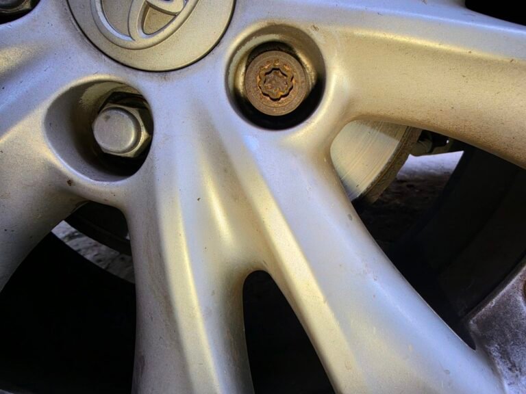 Toyota Rav4 wheel locking nut key replacement