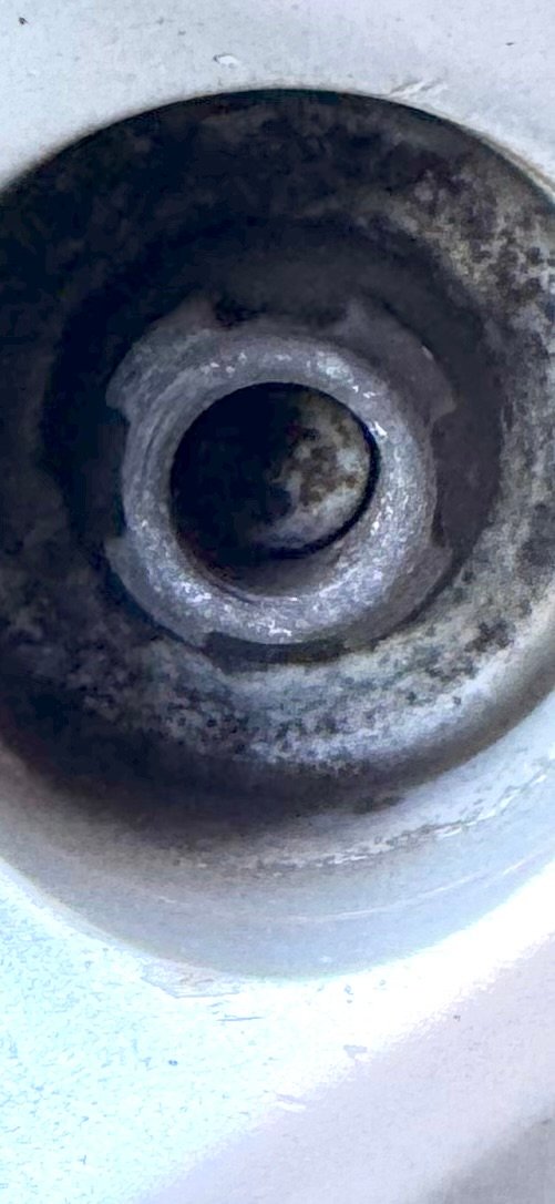 Toyota RAV4 XA40 wheel locking nut key replacement
