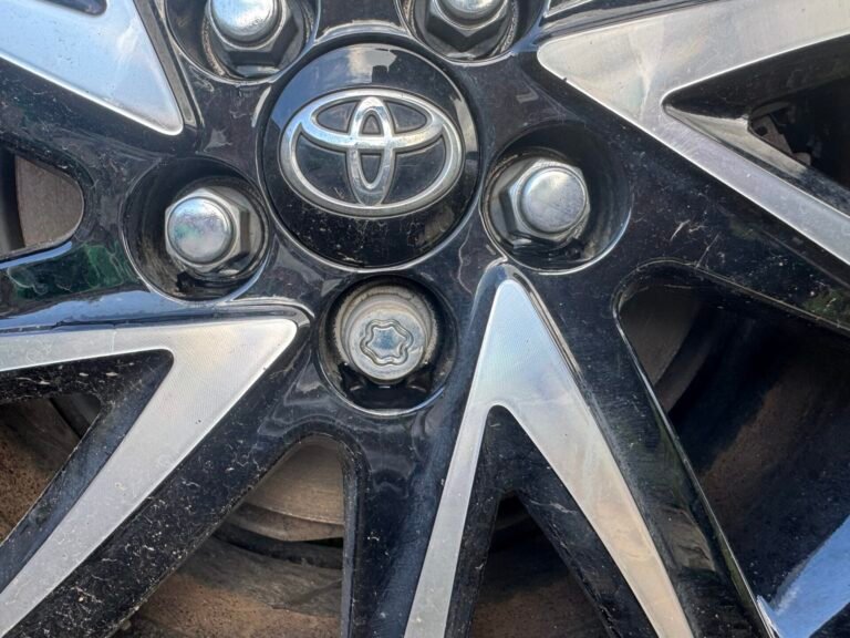Toyota Yaris MK4 wheel locking nut key replacement