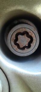 Toyota Auris wheel lock key code