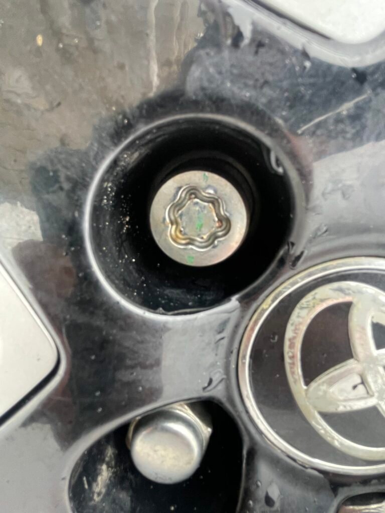 Toyota Prius wheel nut key replacement