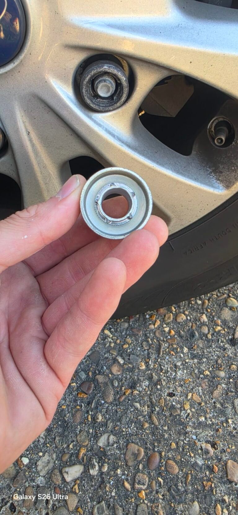 Transit Custom wheel locking nut key replacement
