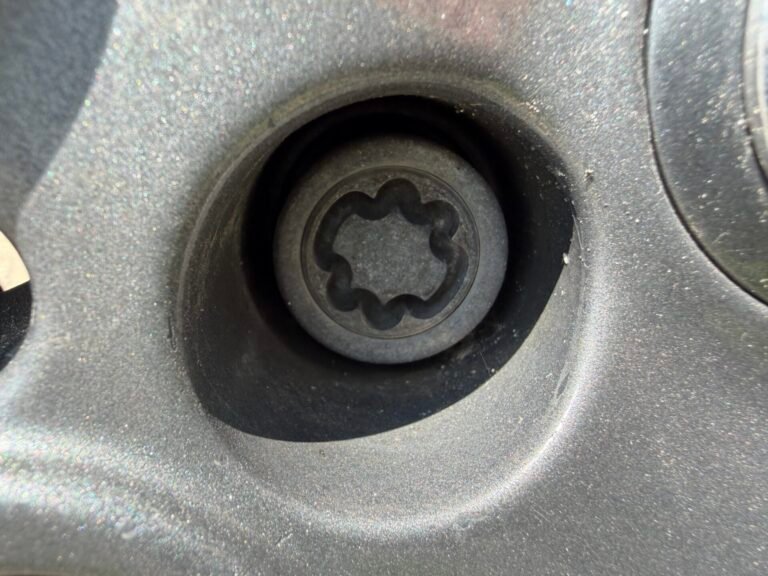 Vauxhall Adam wheel locking nut key replacement
