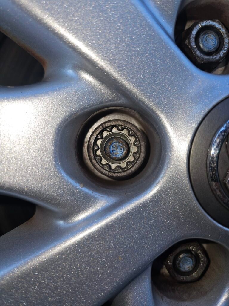 Vauxhall Astra J wheel locking nut key replacement