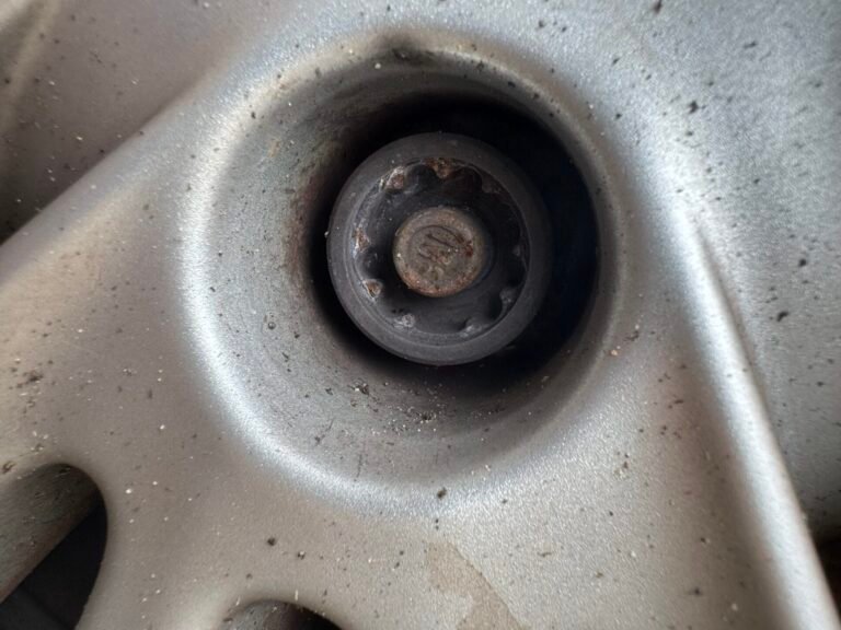 Vauxhall Astra wheel locking nut key replacement